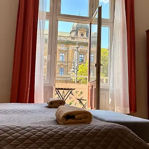Aparthotel Roller